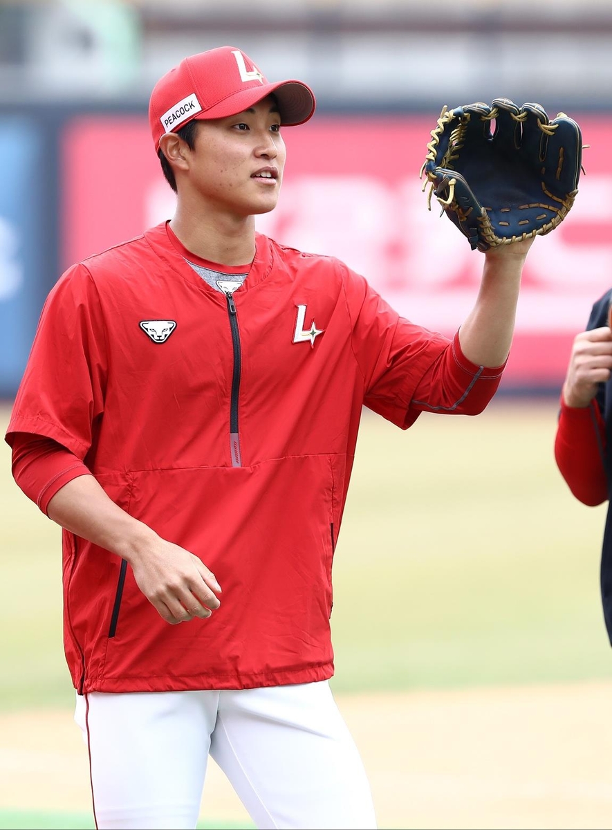 '20년만에 SSG 개막엔트리 신인 야수' 박지환 "정말 영광입니다"