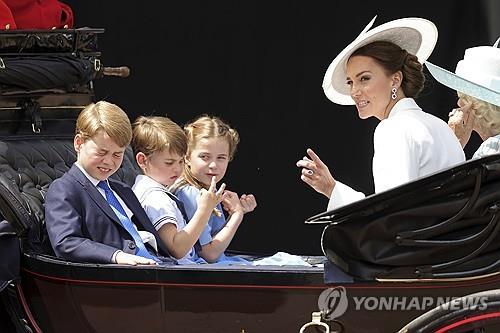 英왕세자빈 암투병 고백에 응원 답지…반목 시동생 부부도 위로