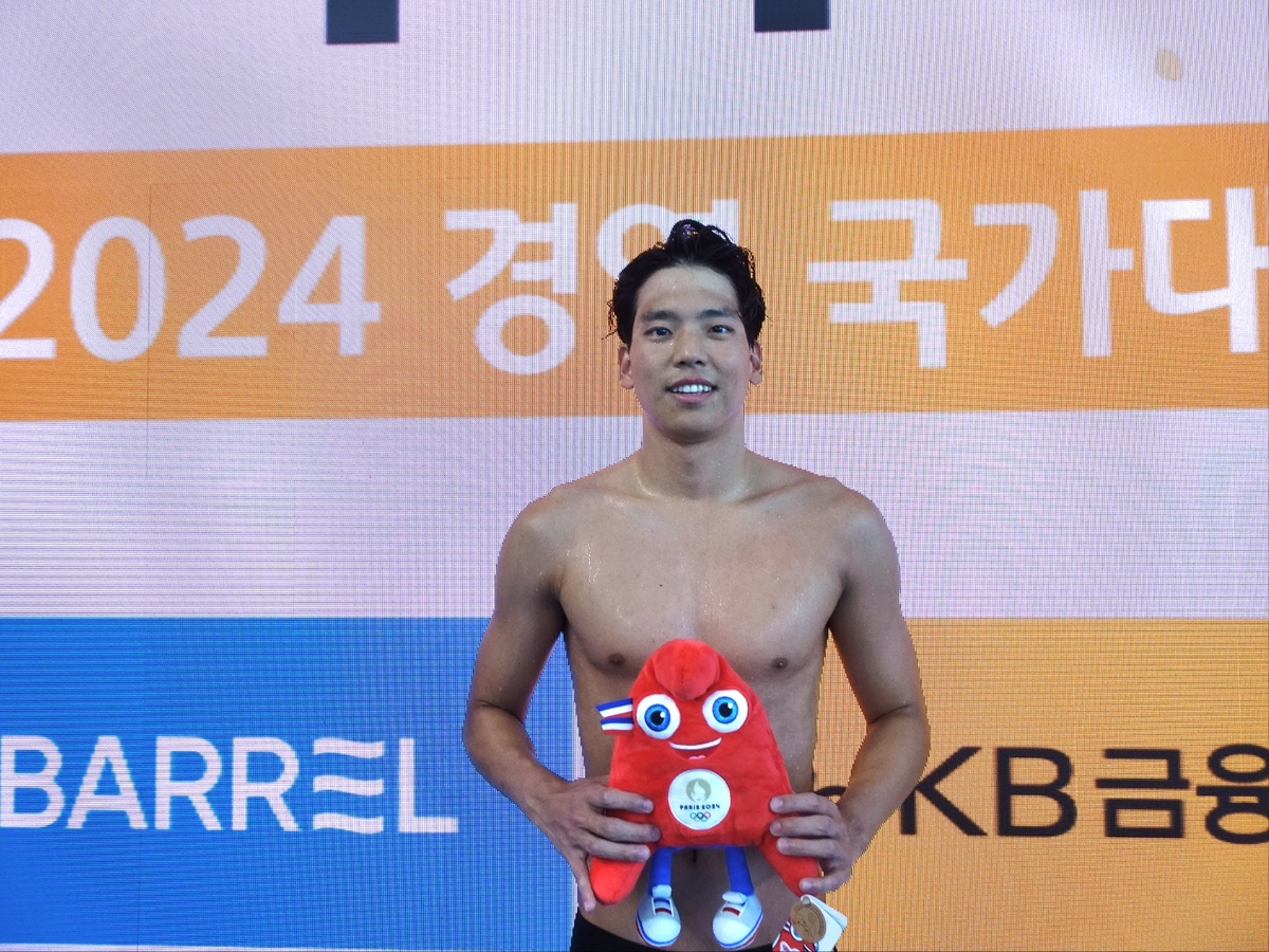 김민섭, 접영 200ｍ 한국新…배영 이주호·이은지 올림픽행 확정