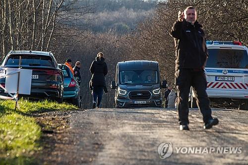 헝가리 자동차 경기서 관중에 차량 돌진…"최소 4명 사망"