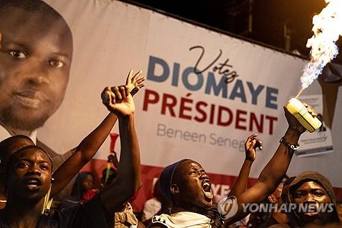 세네갈 대선 야권후보 승리 유력…선거 열흘전 석방돼 당선
