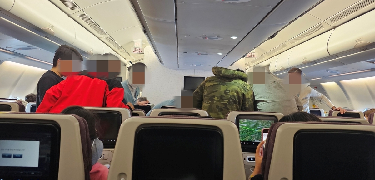 네팔행 대한항공 비행기서 쓰러진 승객, 승무원 응급처치로 회복