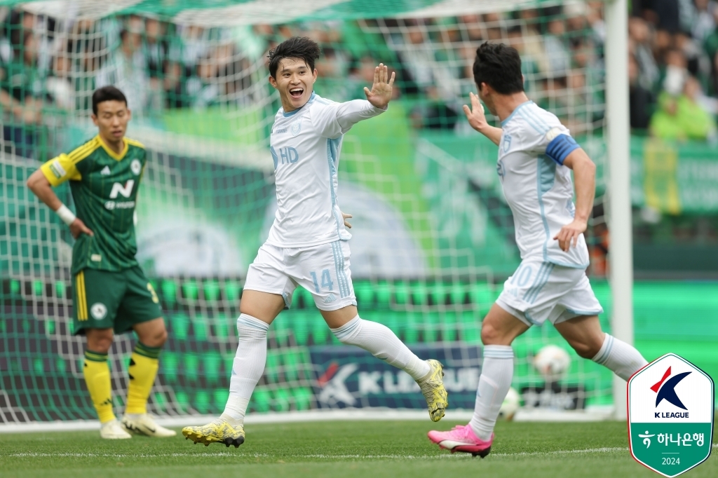 시즌 첫 현대가 더비 2-2 무승부…이동준, 친정 울산에 '비수'