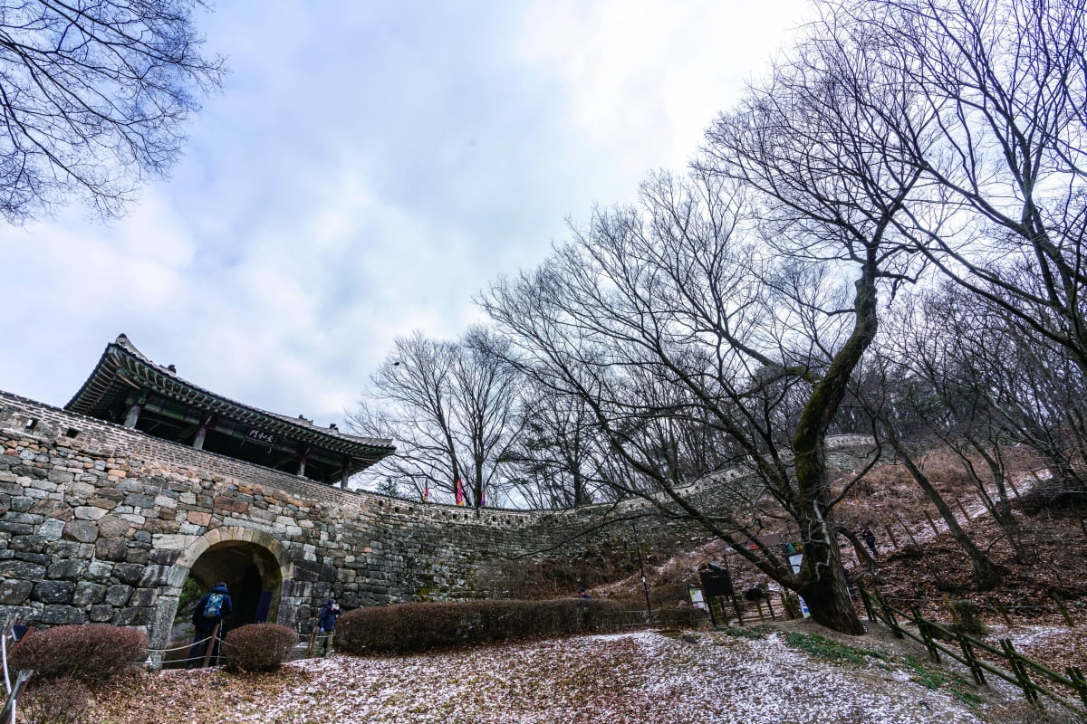 경기 성남 남한산성 지화문