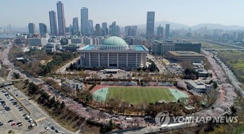 총선 한 달 앞…'운동권 청산론' vs 정권 심판론'