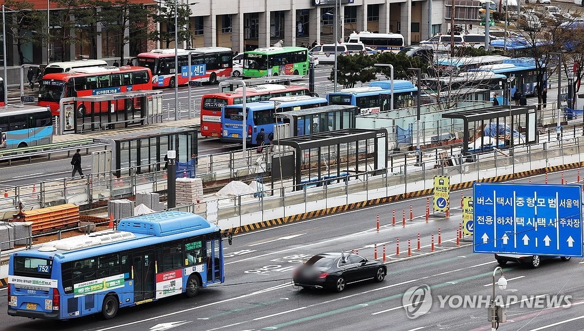 28일 서울 버스 멈출까...파업 투표 가결