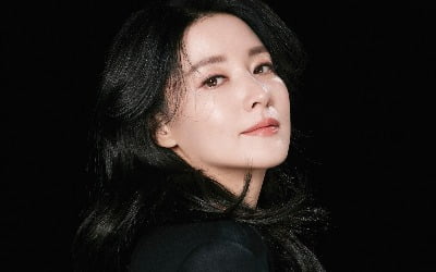 Actress Lee Young-ae selected as winner of Asian Film Excellence Award