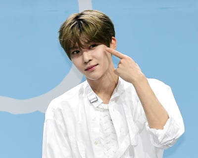 [TEN포토] NCT WISH 시온 '우주를 담은 눈동자'