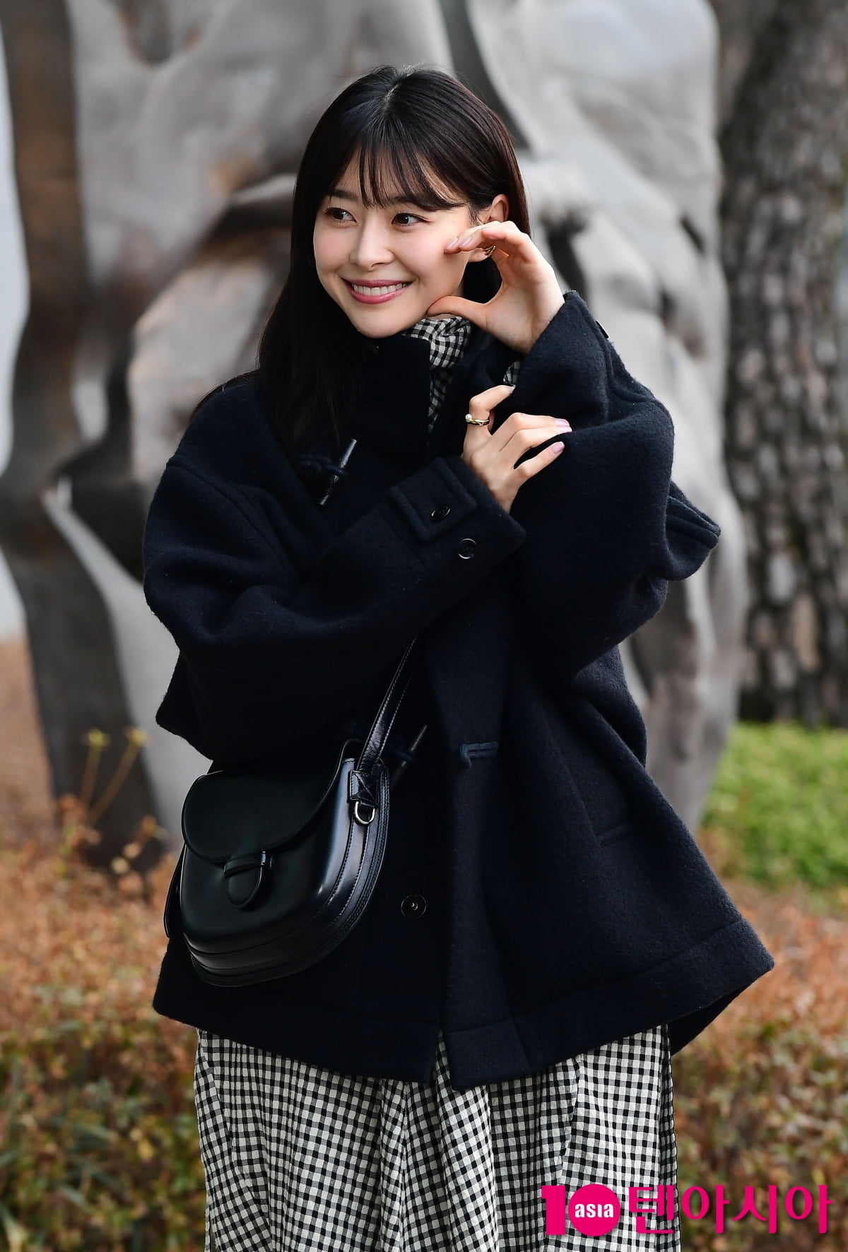 Kwon Nara, innocence + fresh spring smile... pretty today as well 