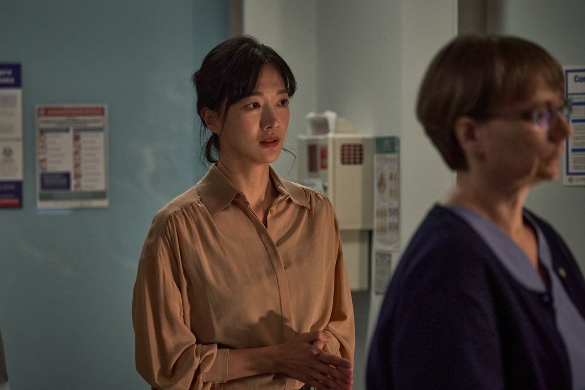 Choi Min-sik → Is it just Kim Go-eun? A formidable supporting cast in ‘The Grave’