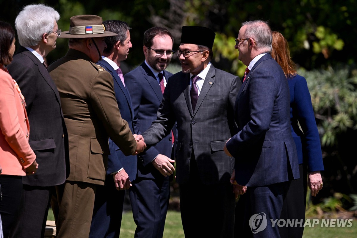 필리핀, 남중국해 주변국 단결 촉구…'영유권 분쟁' 中 겨냥