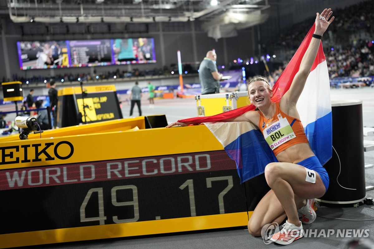 펨키 볼, 세계실내선수권 여자 400ｍ 세계신기록으로 우승