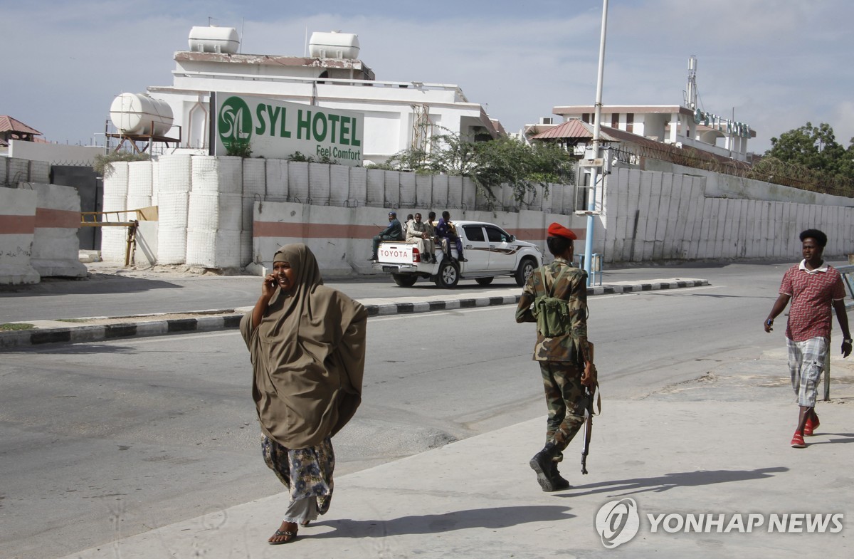 "이슬람 무장단체, 소말리아 대통령궁 인근 호텔 공격"