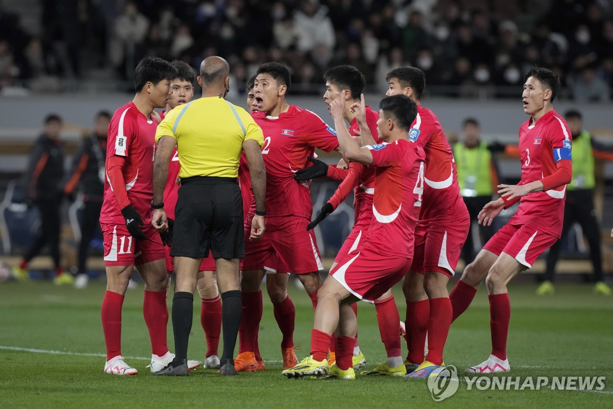 일본, 북한에 1-0 진땀승…북중미월드컵 예선 B조 '3연승+선두'