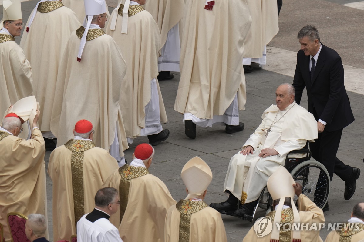 교황, 세계 전쟁·분쟁 '근심' 담은 부활절 메시지