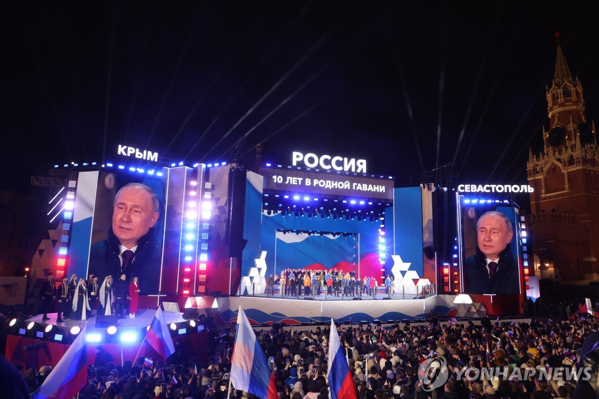 O primeiro discurso de Putin após vencer as eleições presidenciais..."Indo para a Crimeia por terra"