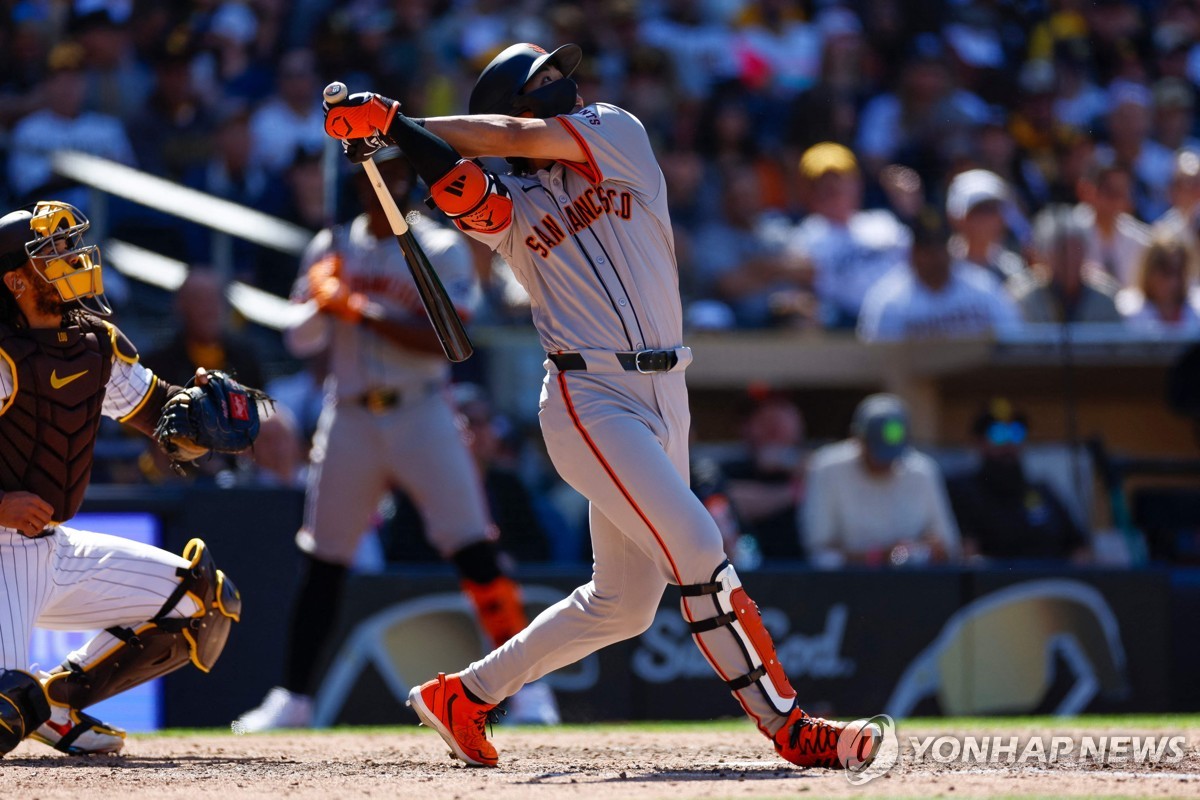 이정후 MLB 두 번째 경기서 첫 멀티히트에 1타점 적시타