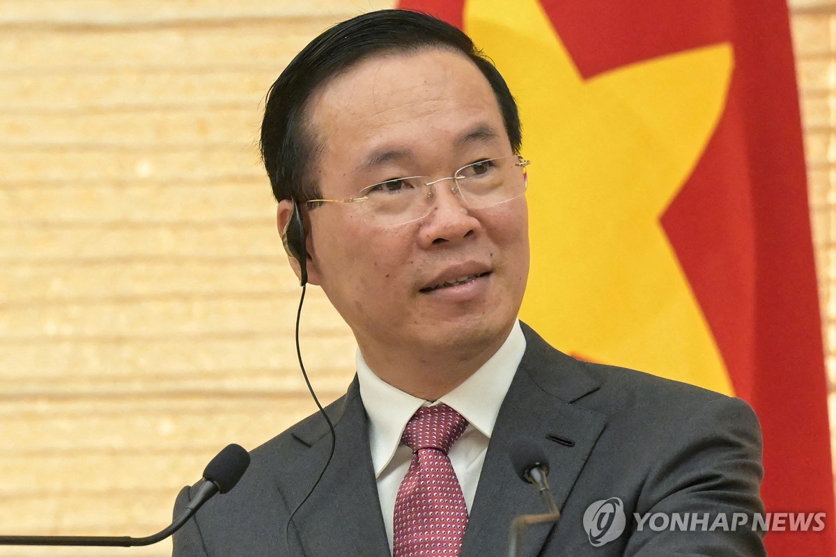 베트남 국회, '권력서열 2위' 트엉 주석 사임 승인…"당규 위반"