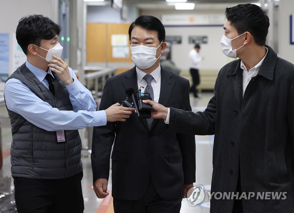 [2보] '선거개입' 강신명 전 경찰청장 징역형 집행유예 확정