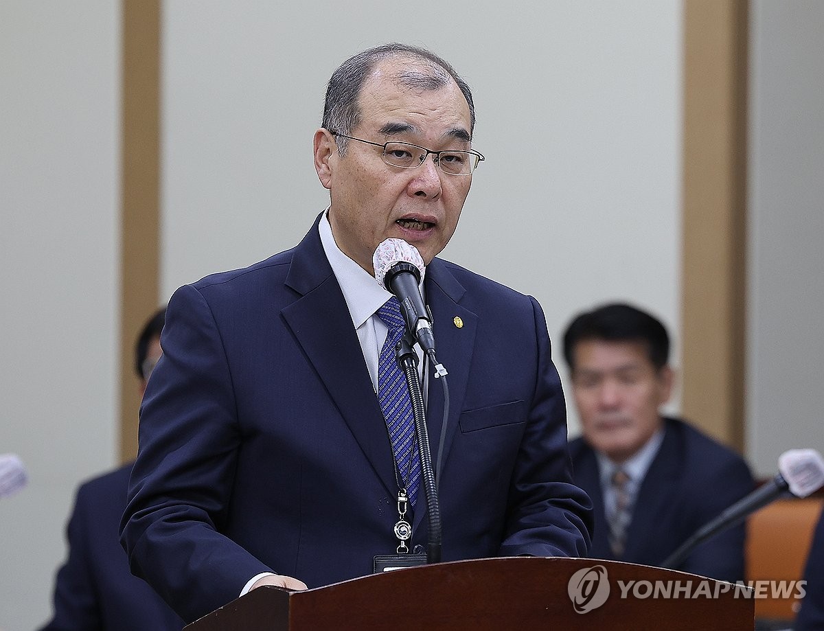 경북대교수회 "홍원화 총장에 5월23일 사퇴 요구…임기단축"(종합2보)