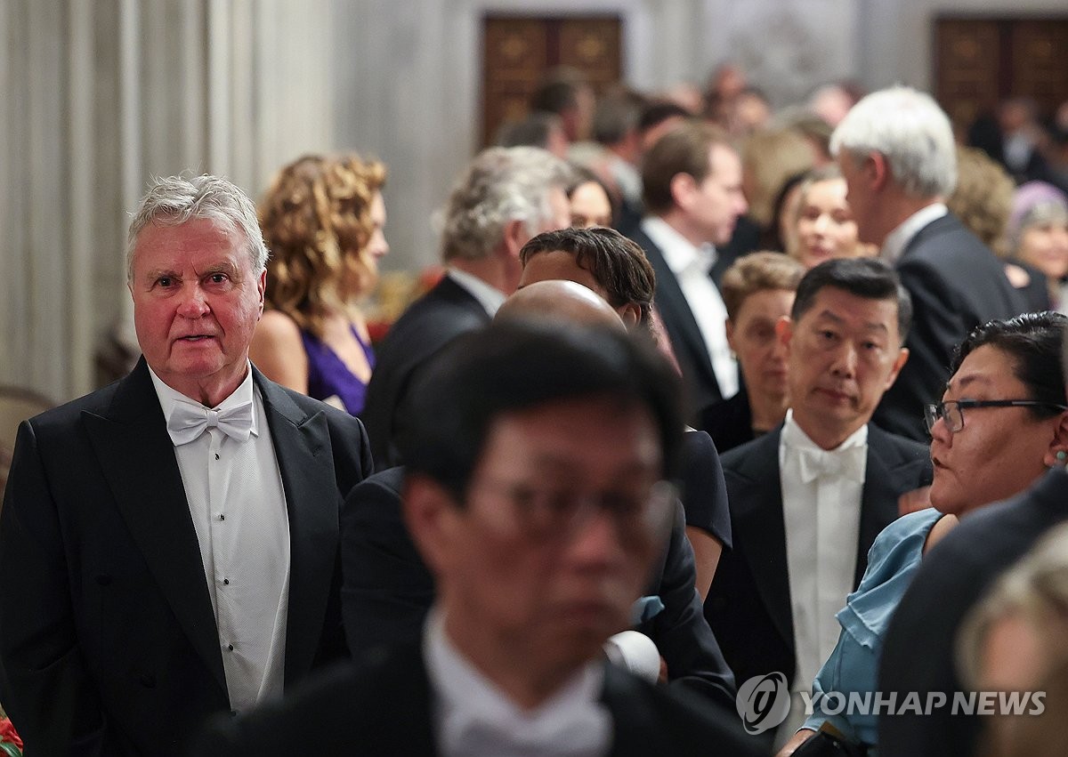 히딩크 감독, 31일 천안 축구종합센터 건설 현장 찾는다