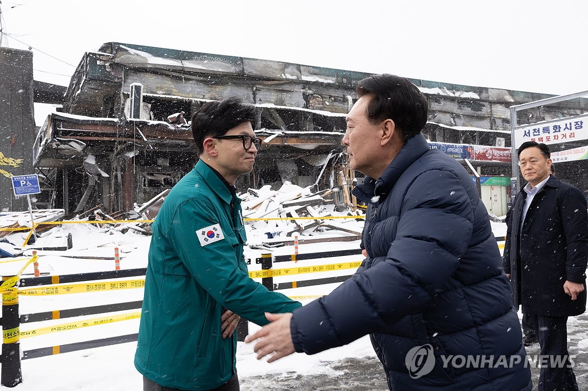 친윤-친한, 與 비례공천 대립각…"주먹구구 공천" "사천 아냐"