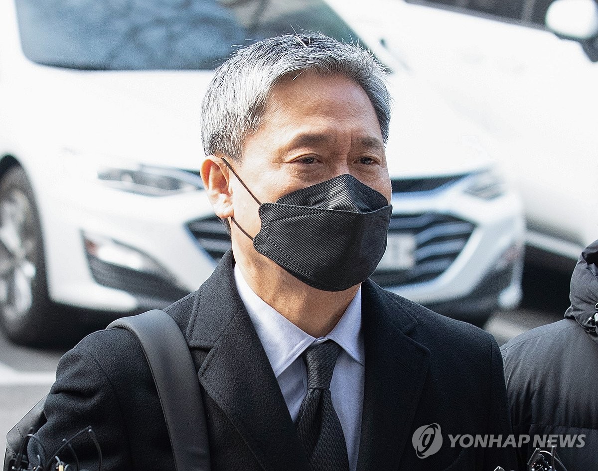 '드라마제작사 고가 인수' 카카오엔터 김성수 구속영장 재청구