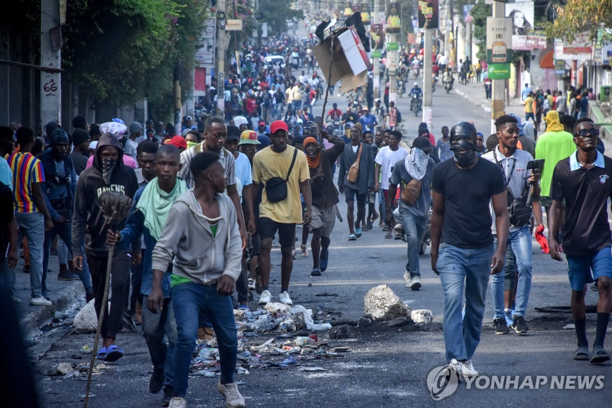 공포의 아이티…갱단, 어린이 죽이고 통치수단으로 성폭행(종합)