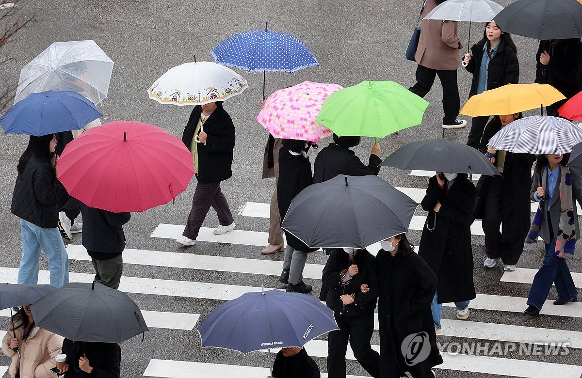 겨울잠 깨는 '경칩' 전국 대부분 비…강원 산지 많은 눈