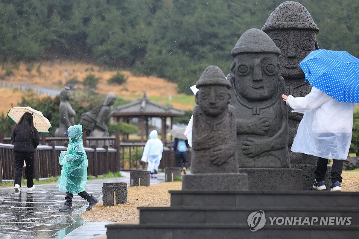 제주 흐리고 가끔 비…예상 강수량 이틀간 20∼60㎜