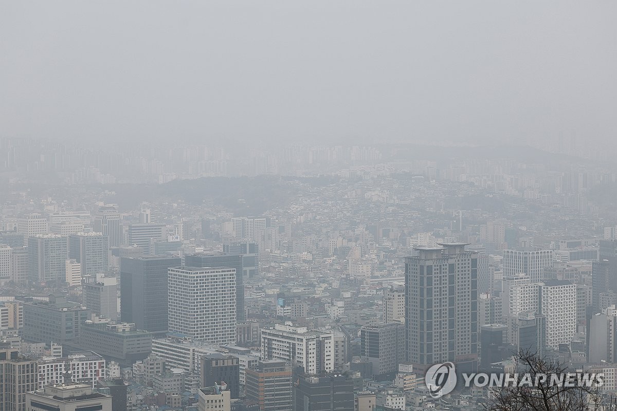 경기·강원·충북·경북 등 미세민저 '나쁨'…서풍에 실려 유입