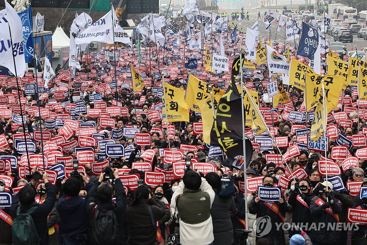 사법절차 임박에도 '꿈쩍 않는' 전공의…의료현장 불안감 지속