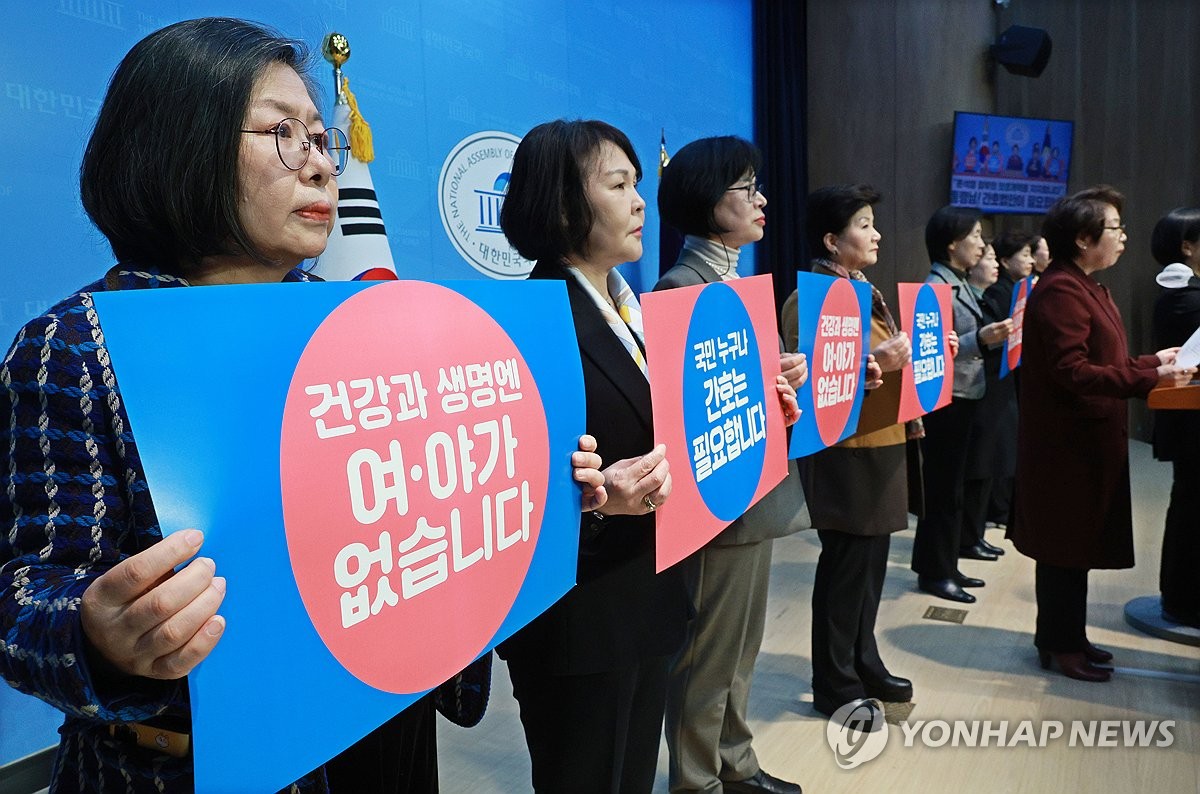 [속보] "PA 간호사 제도화 필요…간호법 추진 간호사 의견 경청하겠다"