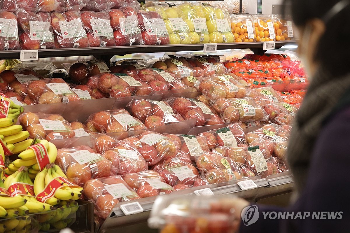 애그플레이션 비상…"이달에도 과일·채소 다 비싸진다"