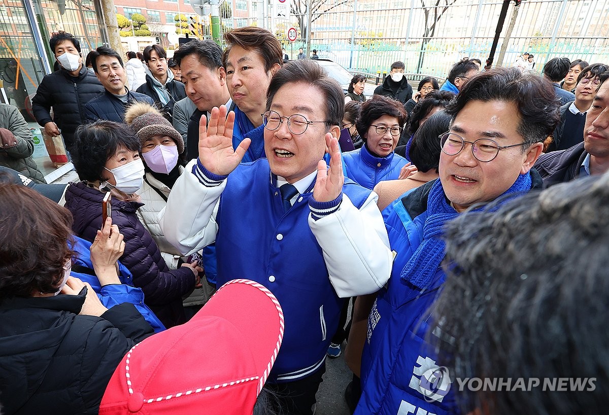 이재명, 대전·오송 등 방문…지하차도 참사 유가족 면담