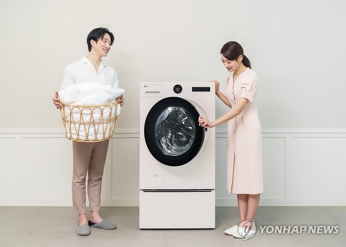 '꿈의 가전' 맞붙은 삼성·LG전자…양사 세탁건조기 비교해보니