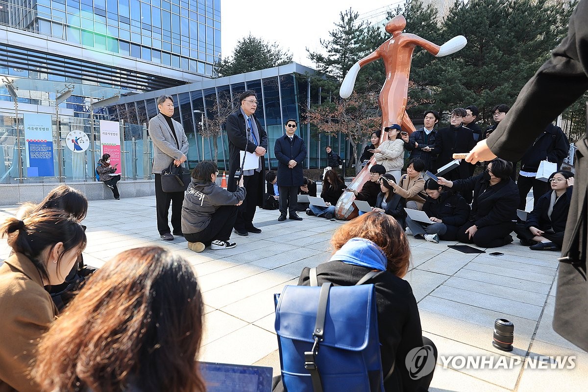 의정 법정공방…"정원확대 절차상 위법" vs "마지막 골든타임"(종합)