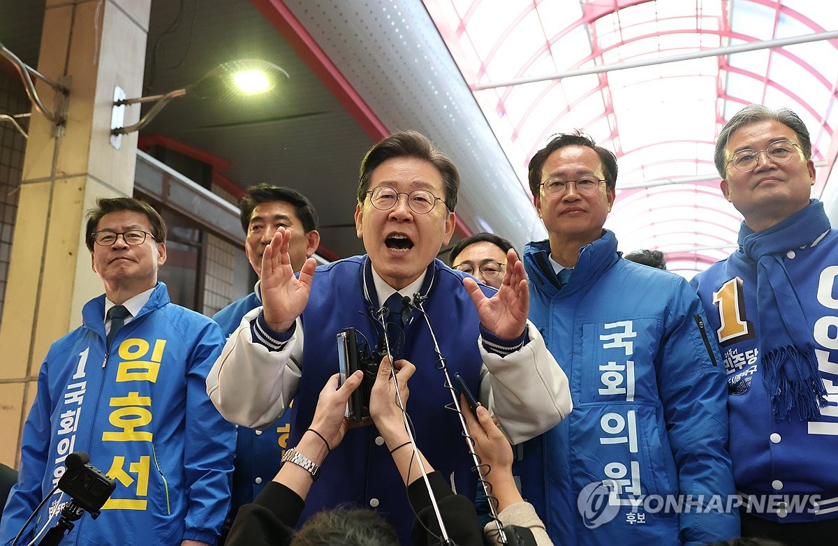 이재명 "尹정부가 잘했다 싶으면 2번 찍든지 집에서 쉬시라"(종합2보)