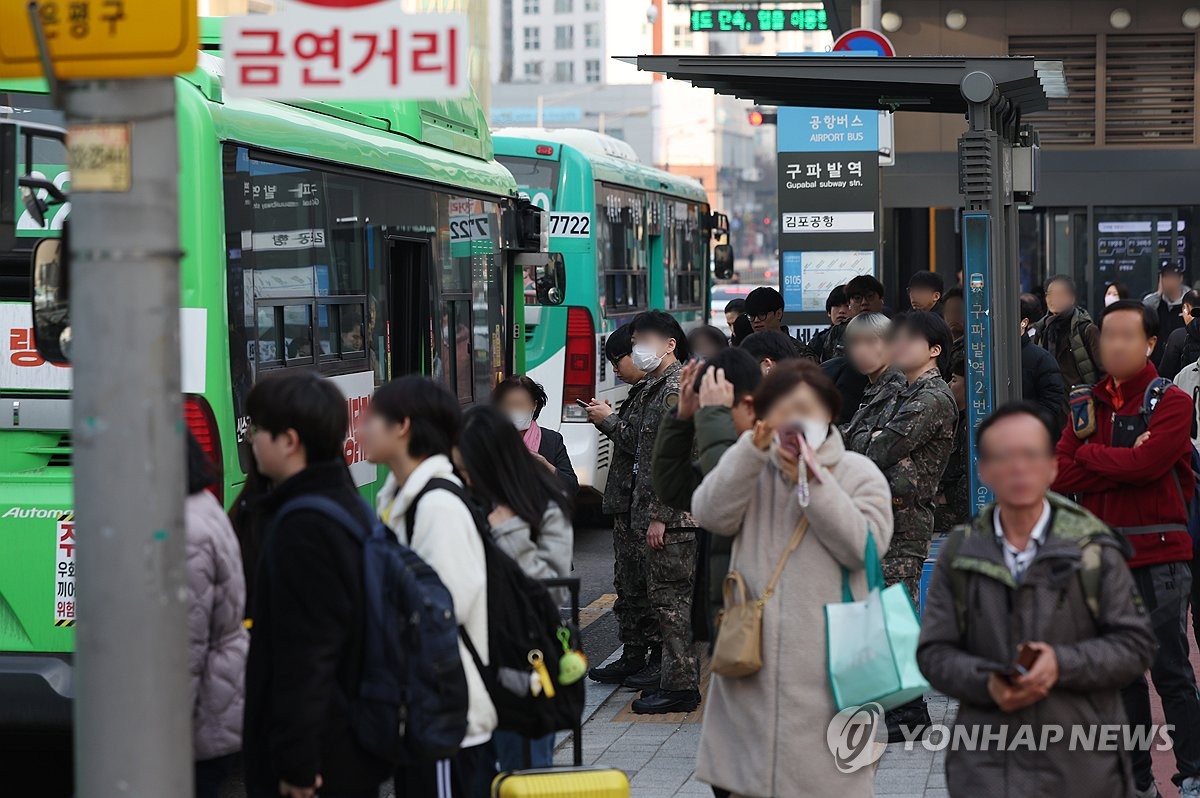 지하철 3호선 운행 차질로 출근길 대란…6시간 만에 정상운행(종합3보)