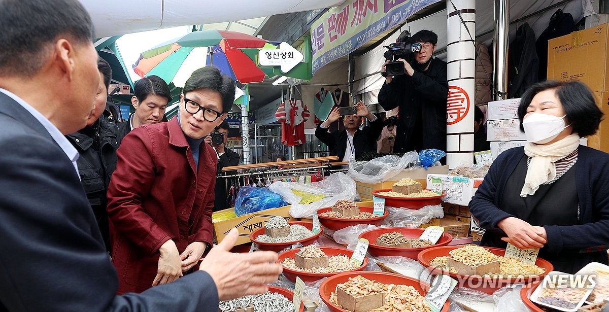 '불모지' 호남 찾은 한동훈 "광주의 마음 얻고 선택받고 싶다"(종합)