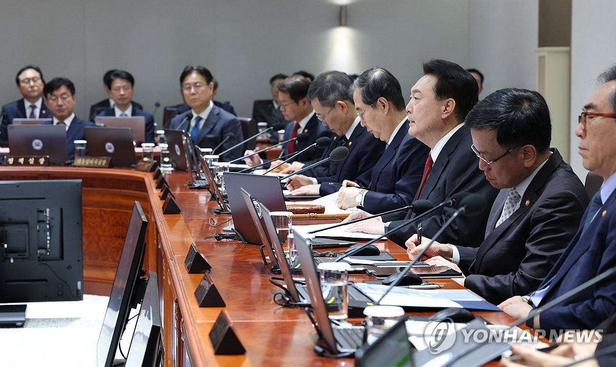 의대증원 반대에 조목조목 반박…尹, 의료개혁 '정면 돌파' 의지