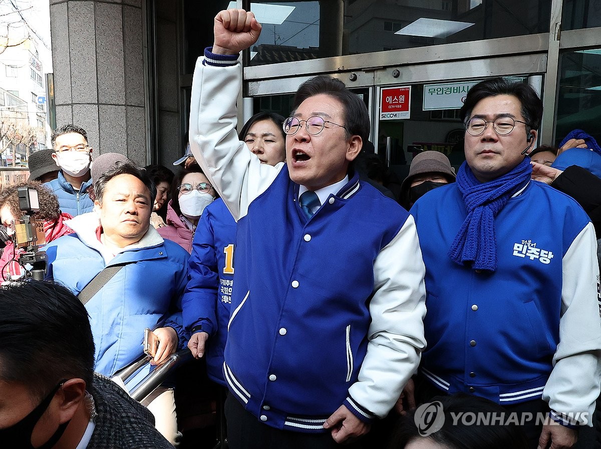 이재명, '텃밭' 호남·'중원' 충청서 정권심판 표심몰이