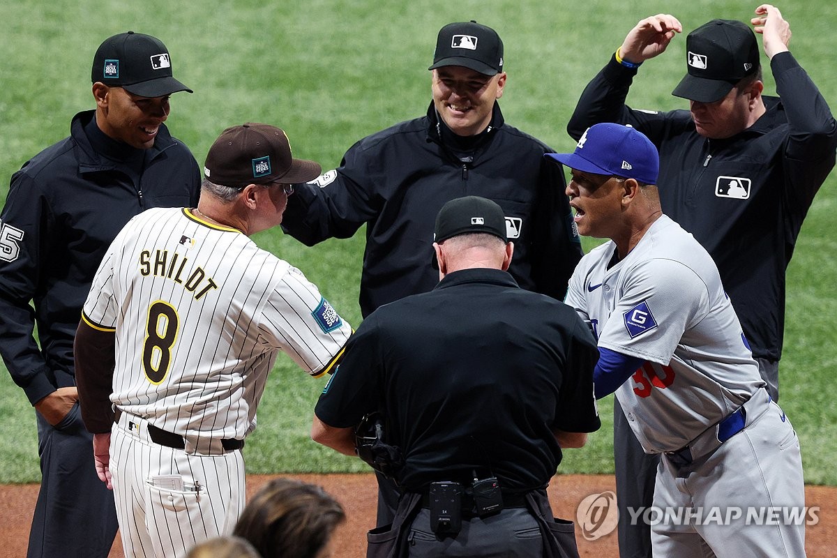 MLB 샌디에이고·다저스 감독 "한국 환대에 감사…즐거운 추억"