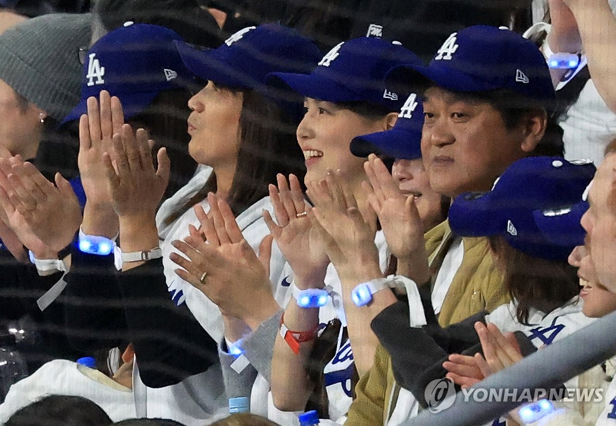 [고침] 스포츠('다저스 데뷔전 멀티히트' 오타니 "주루사,…)