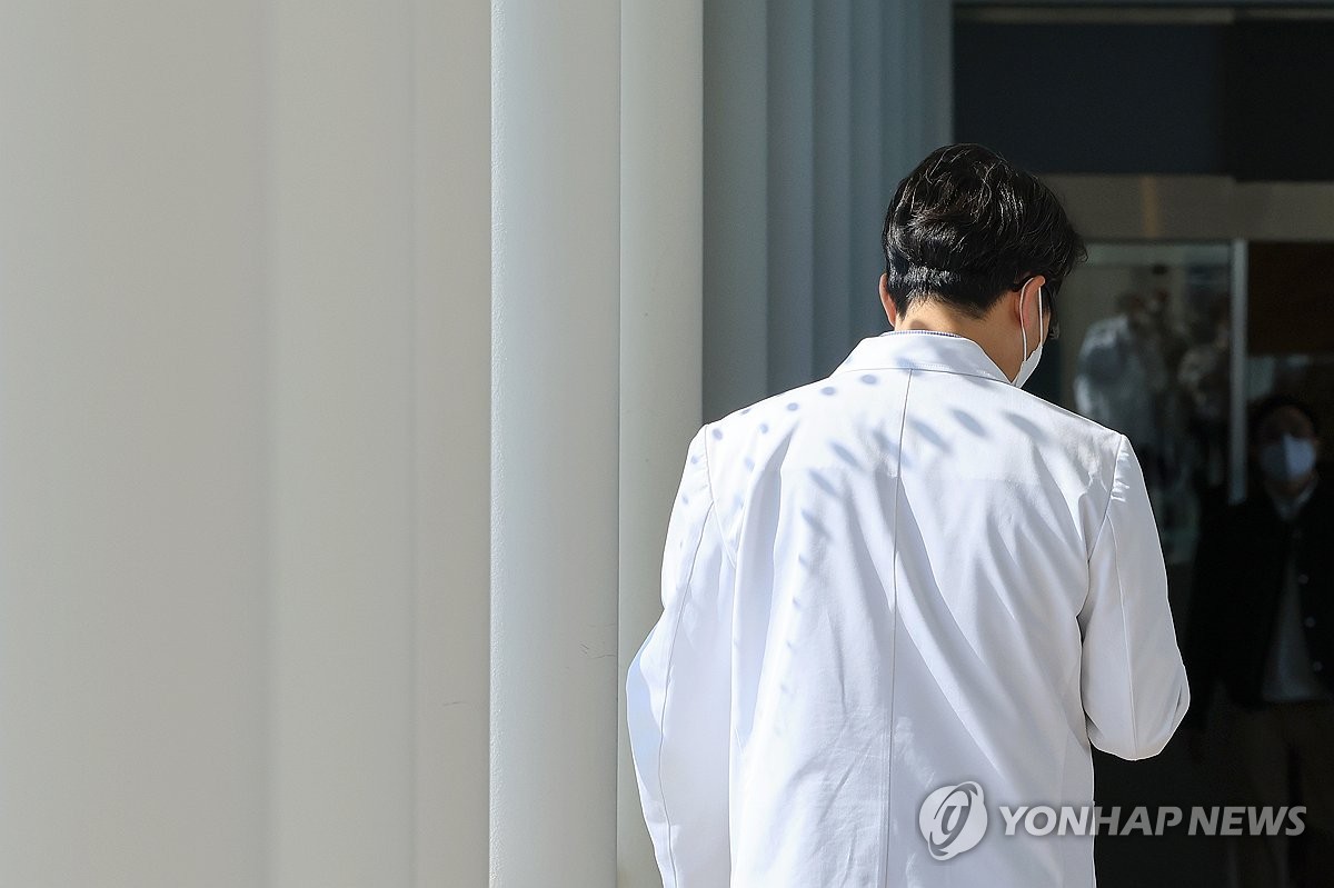 '2천명' 지지했던 시민단체들 "공공의대·지역의사 도입하라"