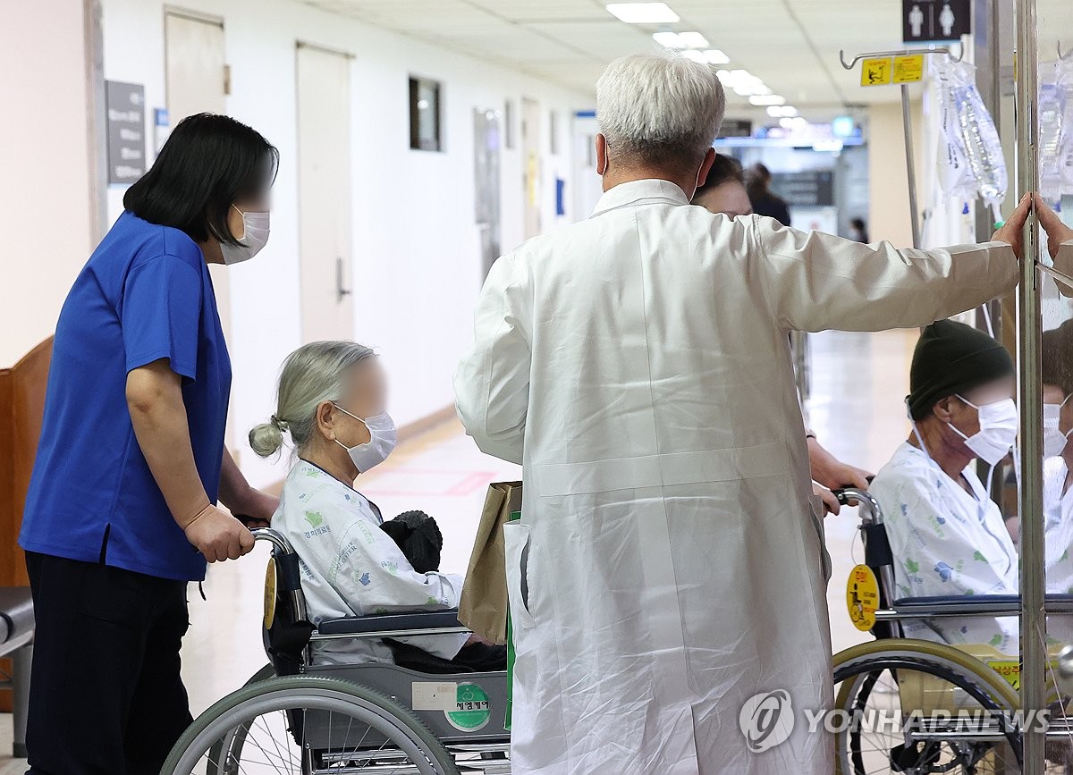 [속보] 정부 "의료개혁 당사자는 국민…흥정하듯 뒤집는 일 없어"