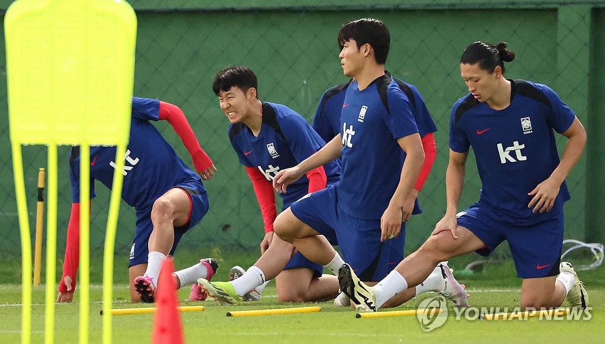 태국전 앞둔 황선홍호, 이틀째 현지 적응훈련…'이제는 실전!'