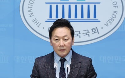 "DMZ 지뢰 밟으면 경품 목발"…민주 정봉주 과거 발언 논란