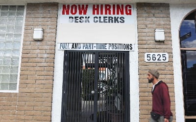 [속보] 美 2월 고용 27만5000건 증가…실업률 3.9%