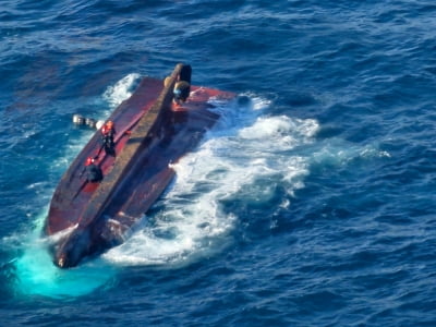 [속보]전복된 통영 어선서 구조된 3명 모두 사망